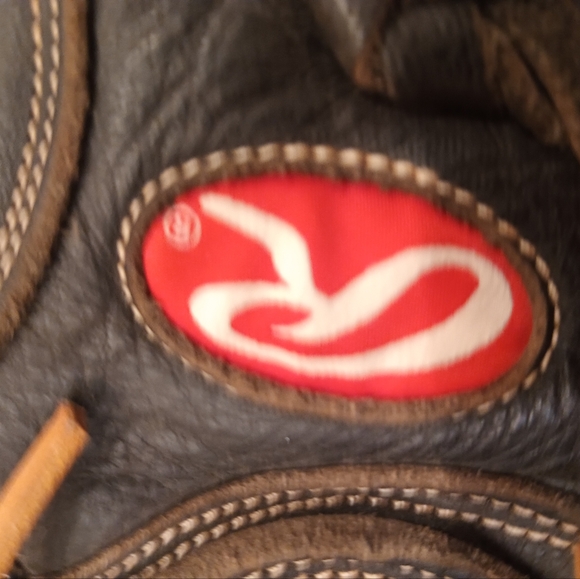 Rawlings Renegade Black and Tan Baseball Glove - Picture 3 of 6